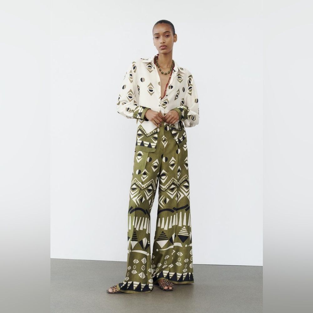 Zara Limited Edition Satin Wide Leg Printed Pants Green High Waisted Size S